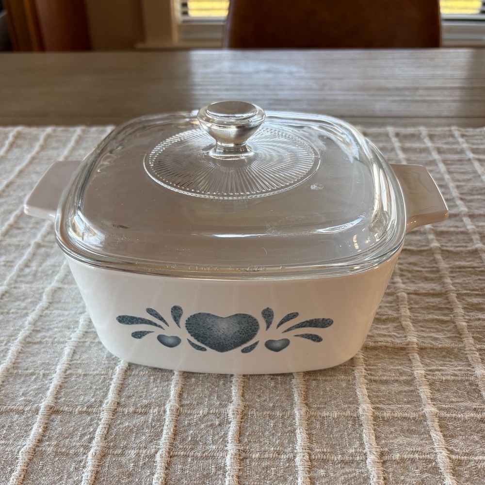 vintage CorningWare 1.5 Liter (1 ½ Quart) square casserole dish Blue Hearts